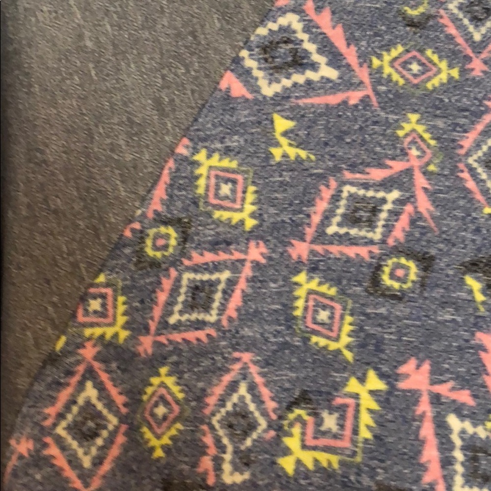 Lularoe Randy - Picture 2 of 4
